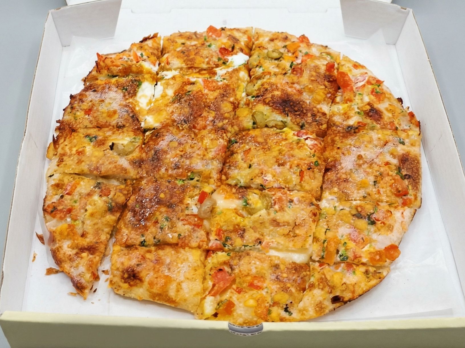 Oriental Mix Pizza