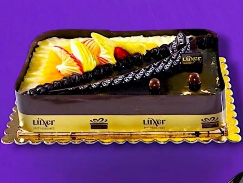 20x30 Half & Half Cake