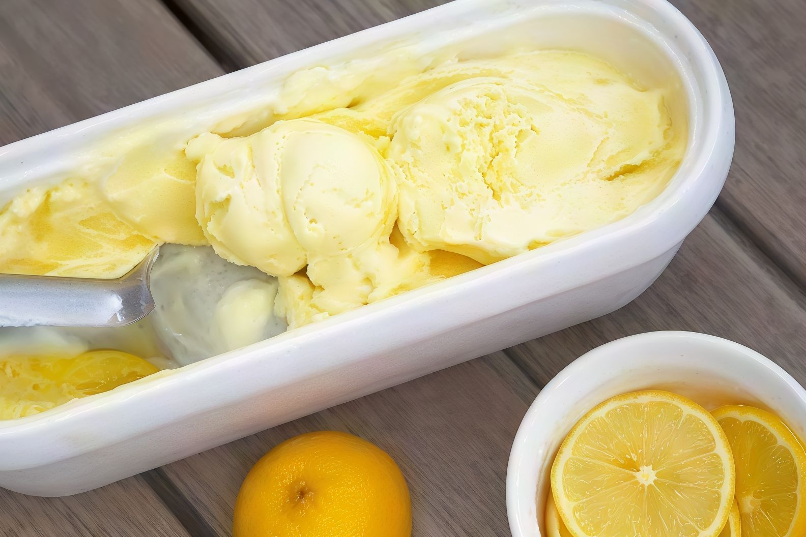 Lemon Ice Cream Roll