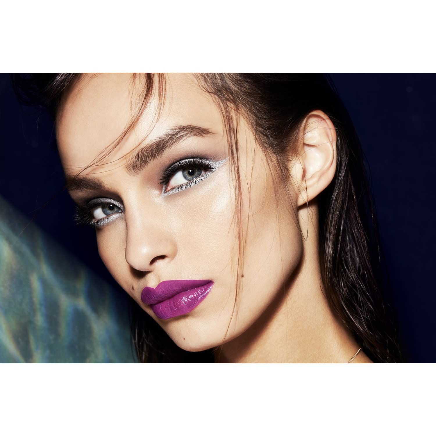 L'Oreal Infaillible Lip Liner Apocalypse Red - 4