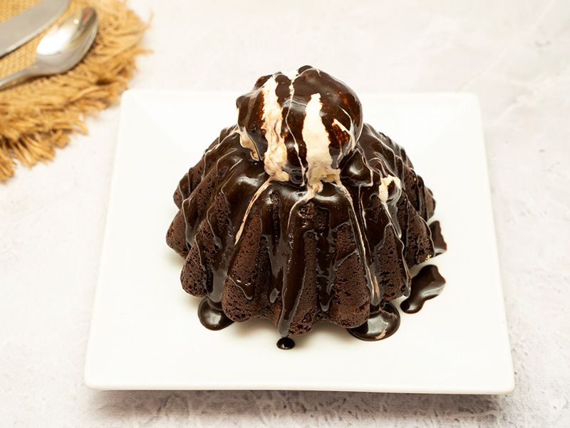 Molten Nutella Chocolate Cake