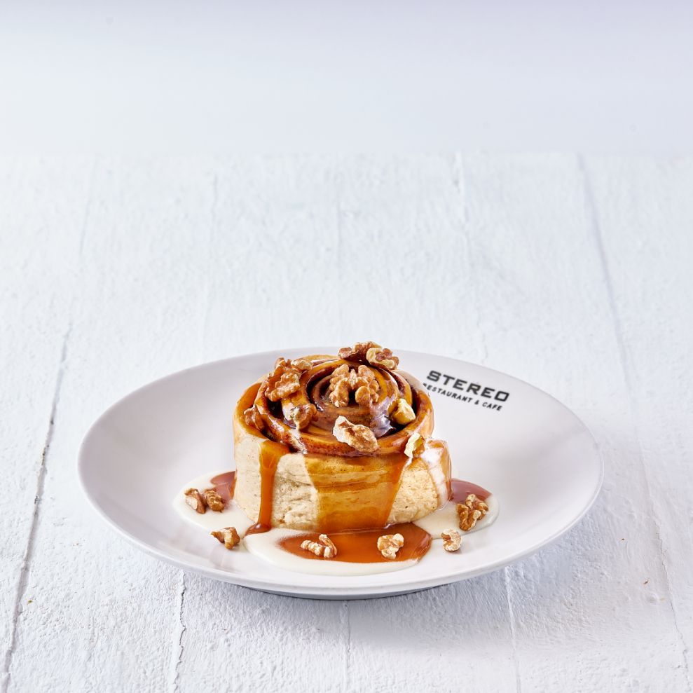 Caramel Pecan Walnut Cinnamon Roll