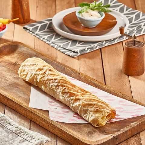 Shetir White Cheese with Mint Leaves