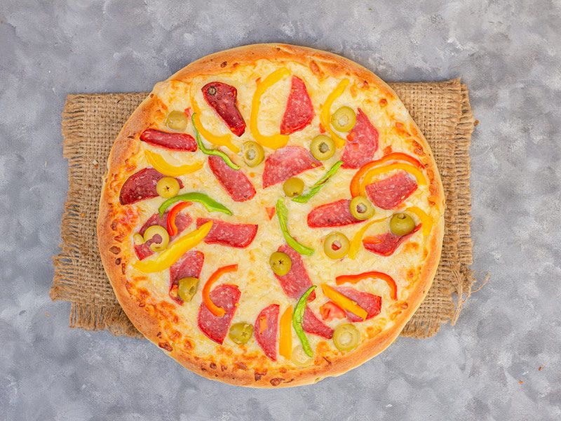 Italian Salami Pizza