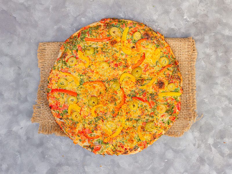Mix Cheese Oriental Pizza