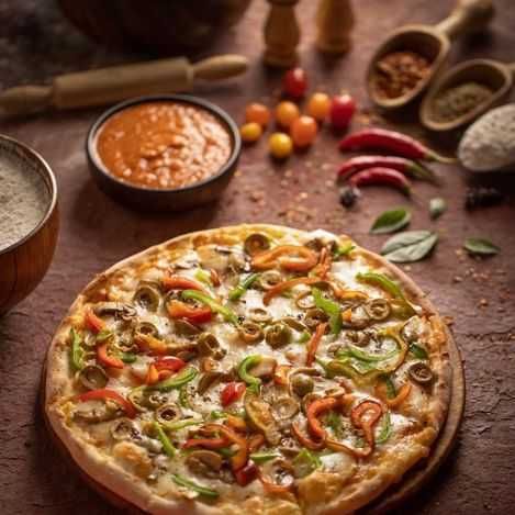 Spicy Salami Pizza