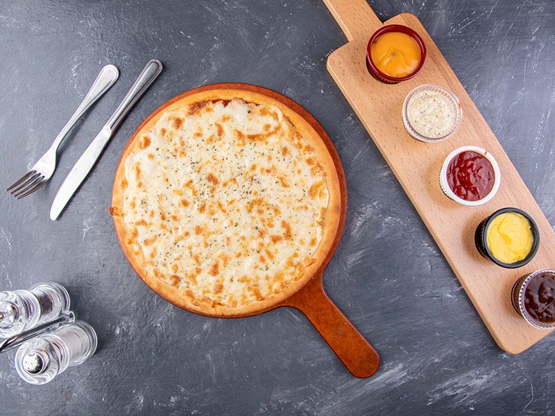 Margherita Classic Pizza