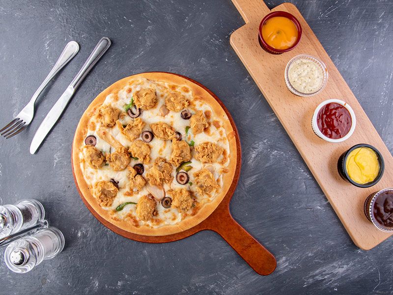 Classic Crispy Chicken Pizza