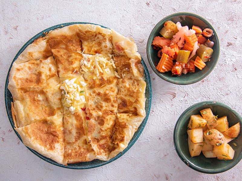 Mixed cheese pie