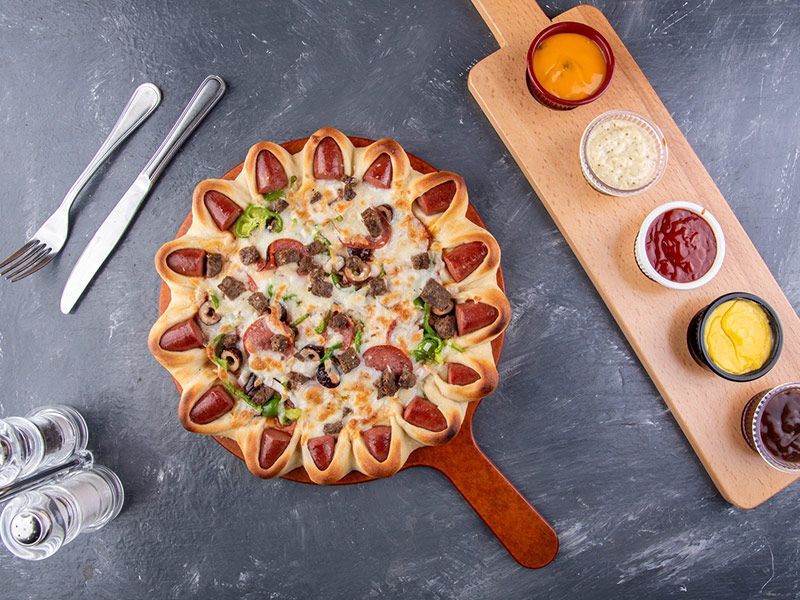 Super Supreme Pizza (Stuffed Crust)