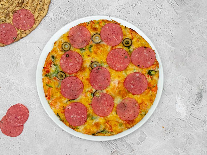 Salami Oriental Pizza