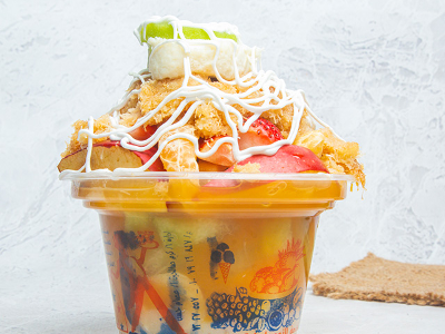 Super Bomb With Ice Cream And Honey