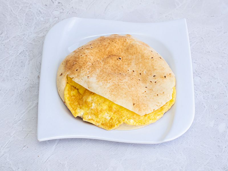 Omelet sandwich with mixed cheddar and roumy cheese