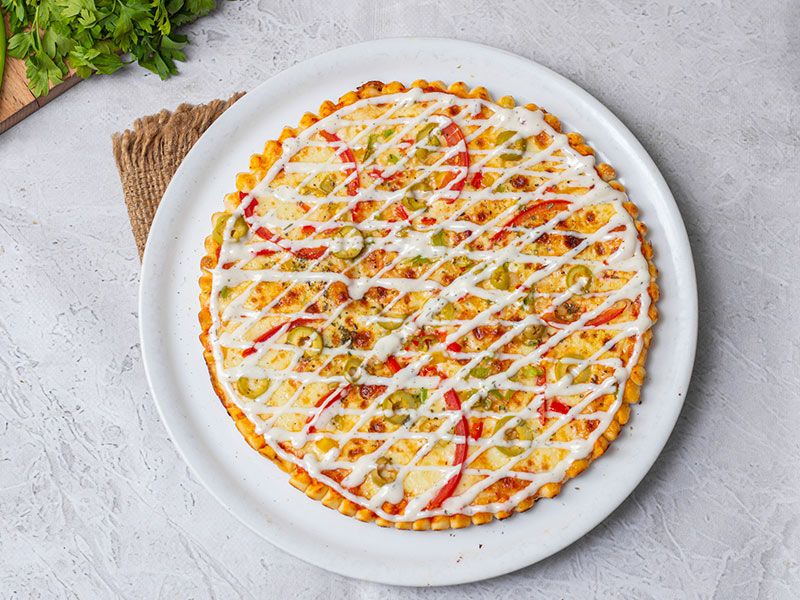 بيتزا دجاج مع صوص الرانش