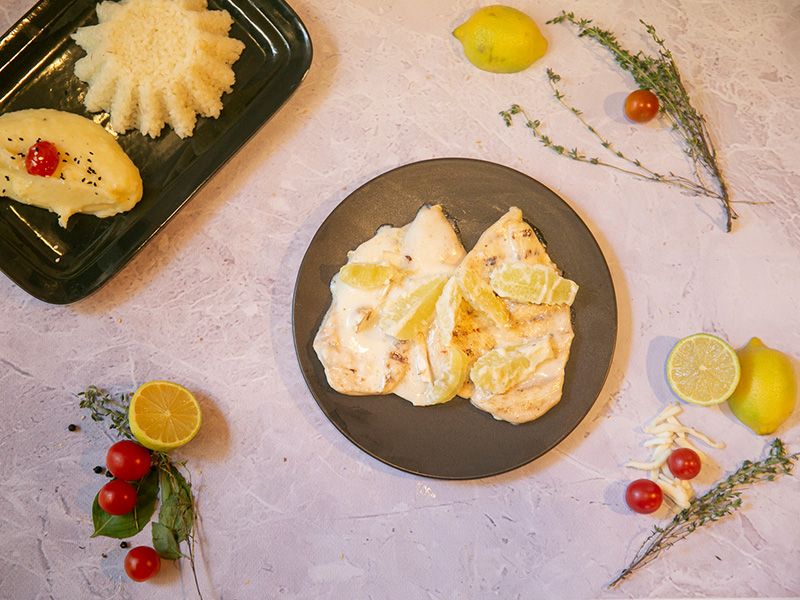 Chicken with Lemon Sauce