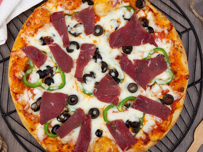 Pastrami Oriental Pizza
