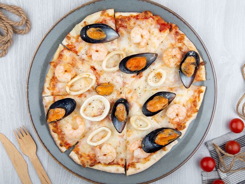 Seafood Oriental Pizza