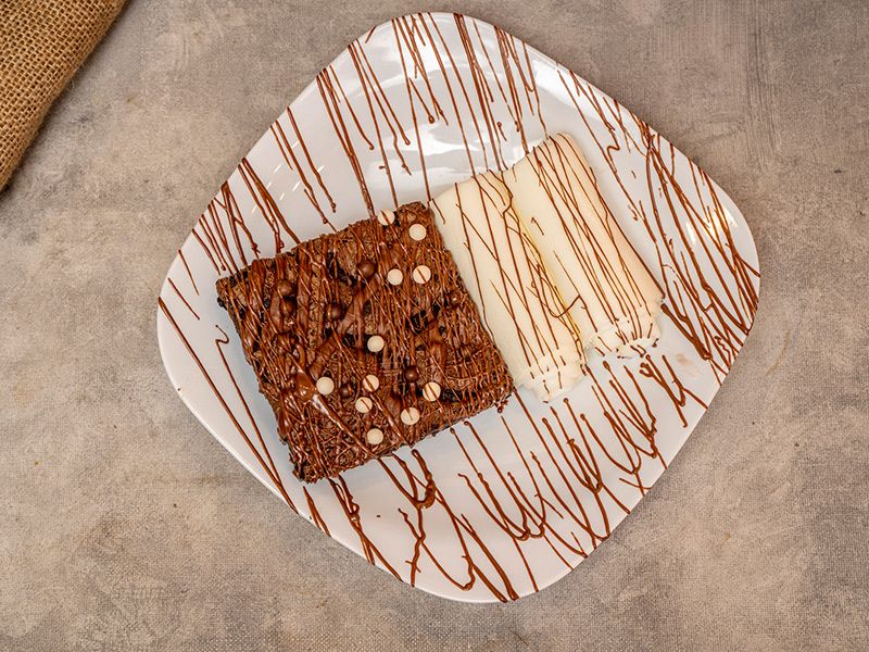 Brownies Nutela With Ice Cream