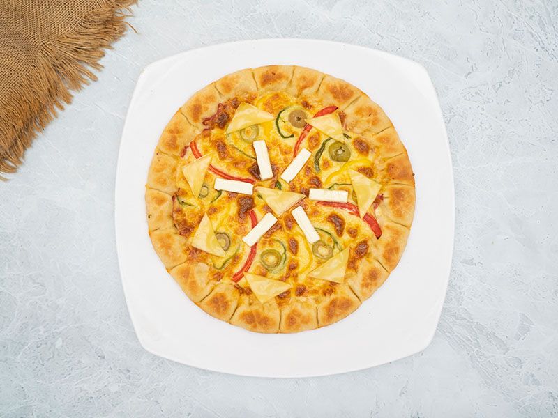 Mix Cheese Italian Pizza