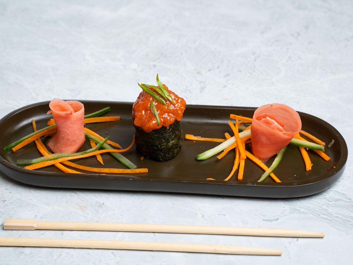 TUNA gunkan
