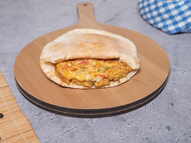 Falafel sandwich with Shakshuka