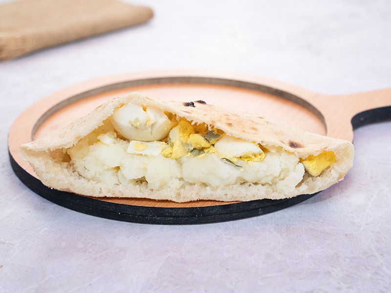Mashed Potato Sandwich with Boiled Egg