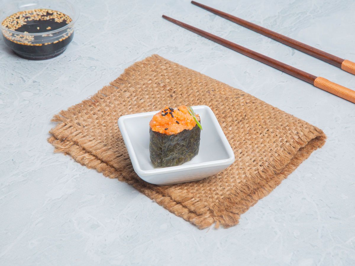 SALMON gunkan
