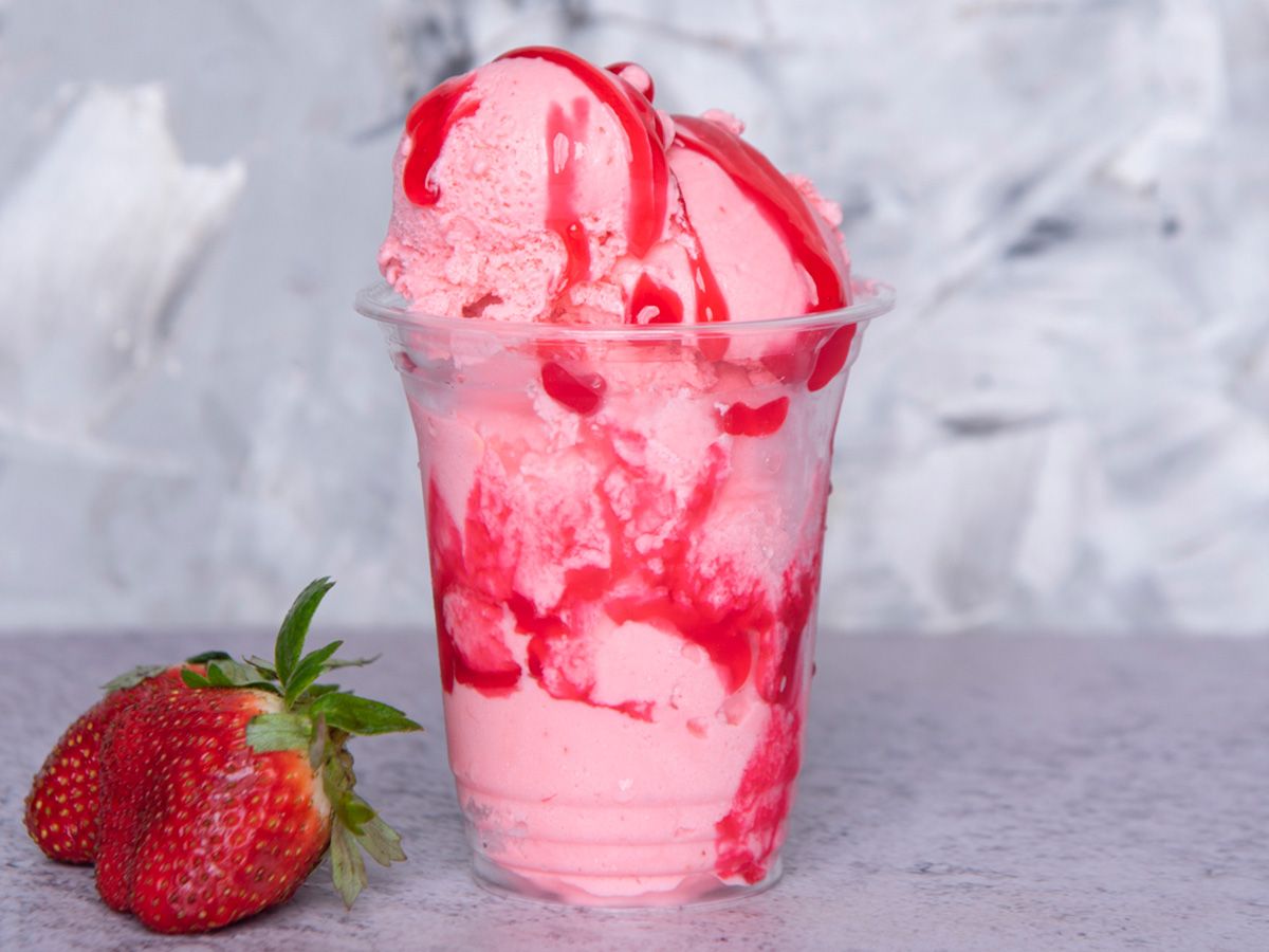 Danette Strawberry Milkshake