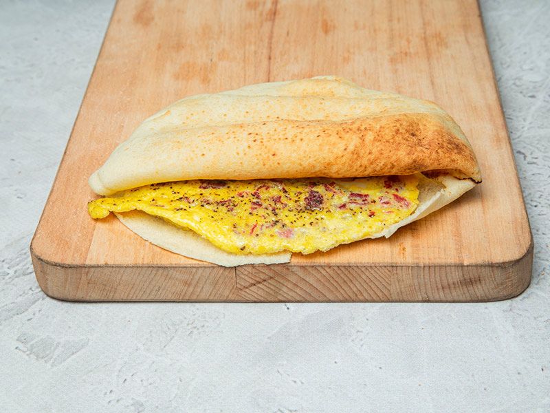 Omelette Sandwich with Pastrami