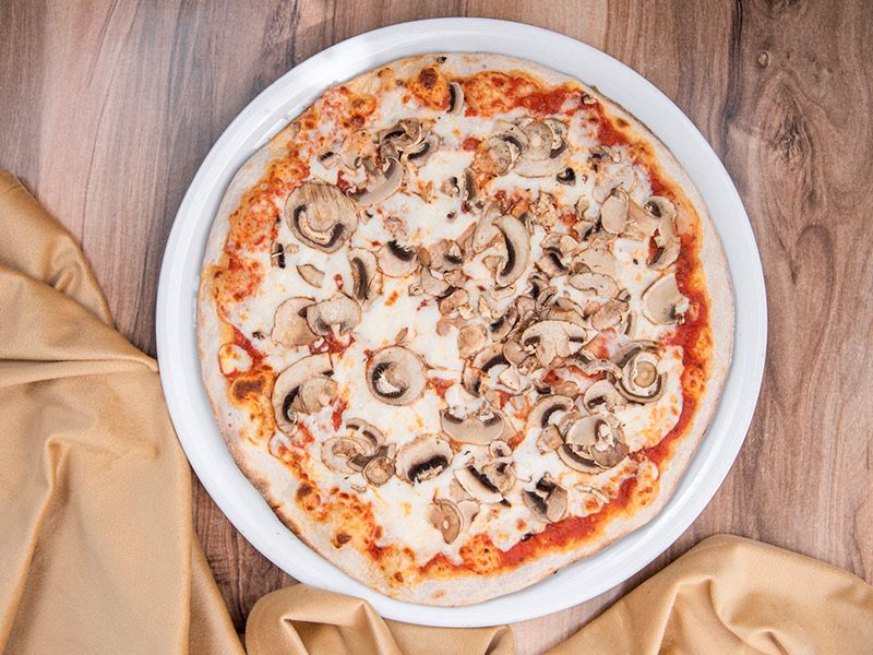 Medium Funghi Pizza