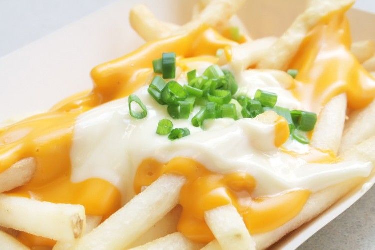 Potatoes with mozzarella dish
