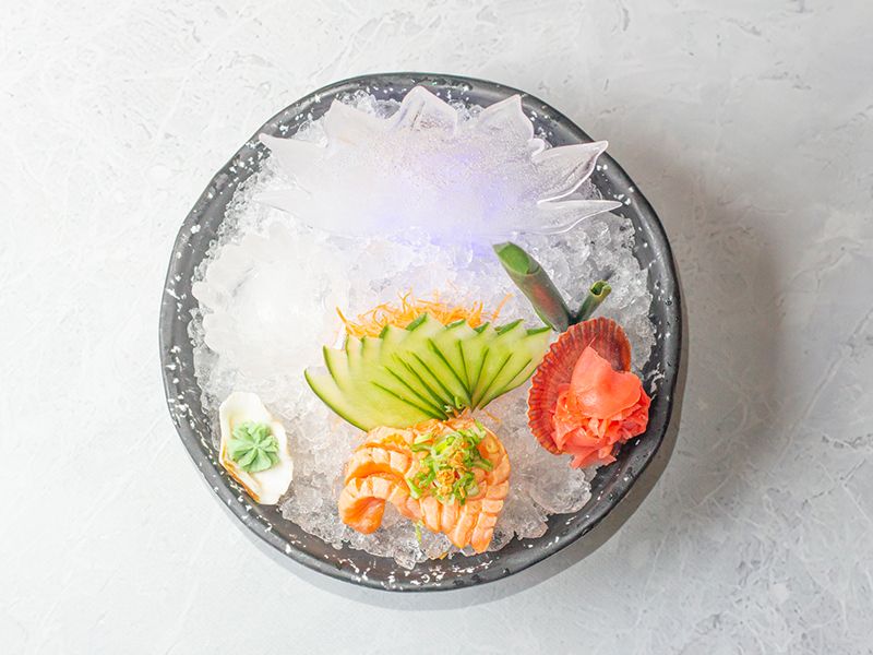 Salmon Tataki Sashimi