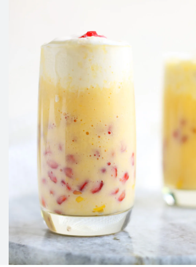 Mango With Pomegranate Seeds Juice