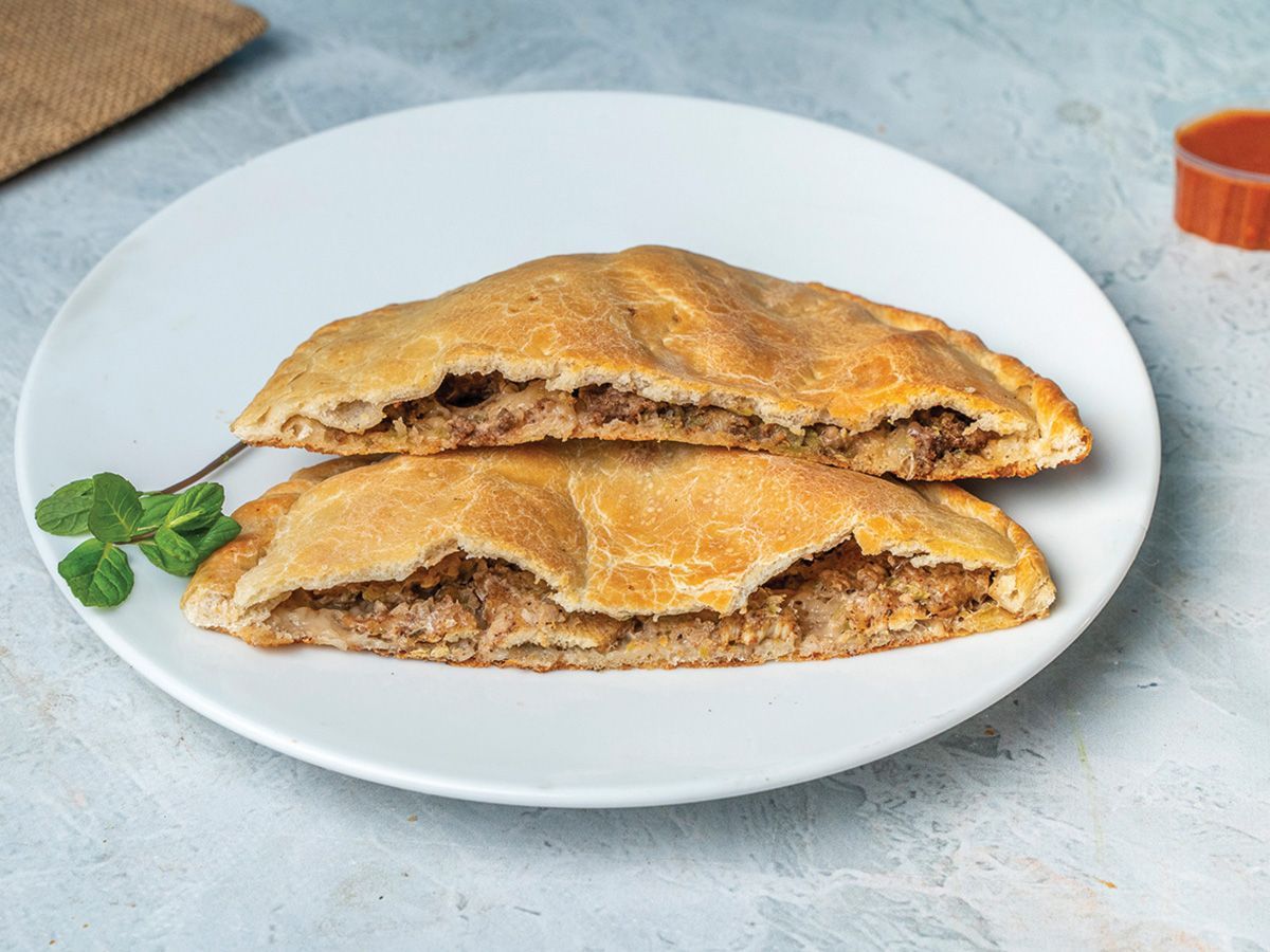 Seasoned Foul Sandwich in Arabic Bread