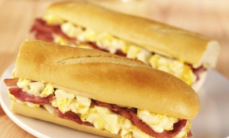 Smoked Roumi Cheese Omelette Sandwich