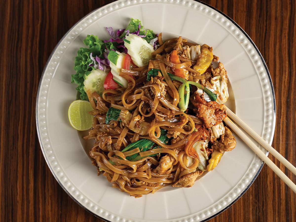 66. Kuay Thiaw Pad Si-Wi (Beef)