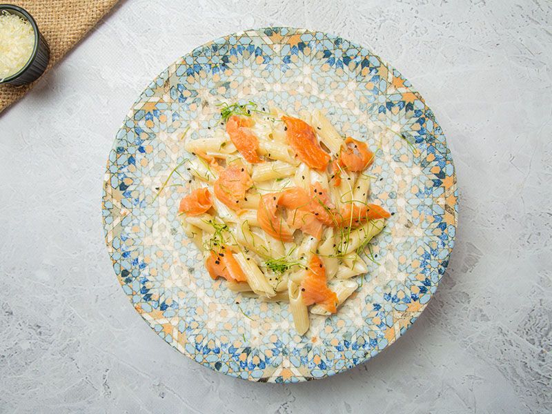 Smoked salmon pasta