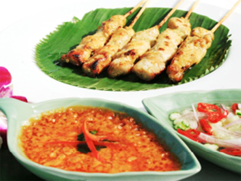 7 Chicken Or Beef Satay