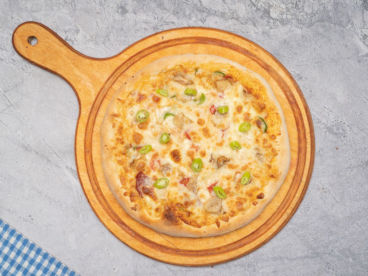 Spicy Chicken Pizza