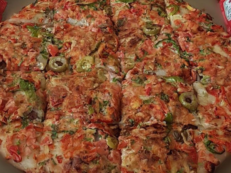 Tuna Oriental Pizza