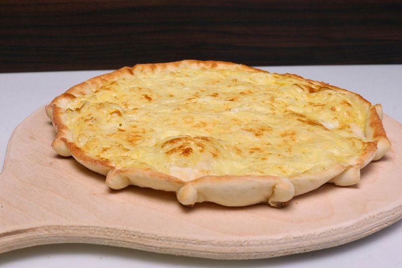 Akkawi Cheese Manakish