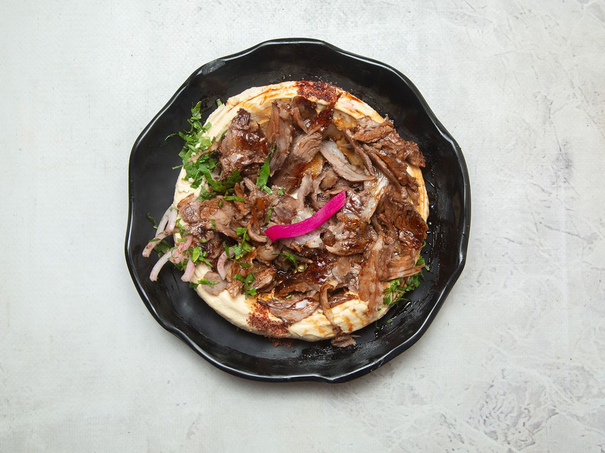 Hummus with Meat Shawarma