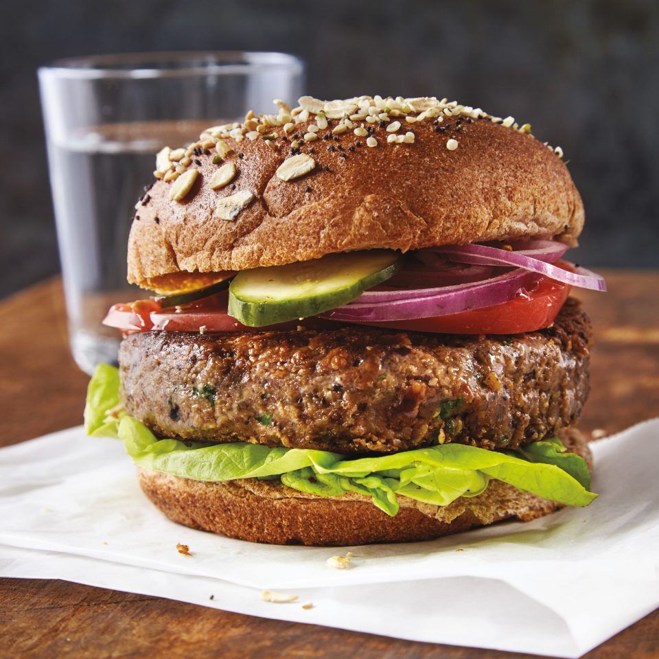 Beef Burger Sandwich With Oat Bread