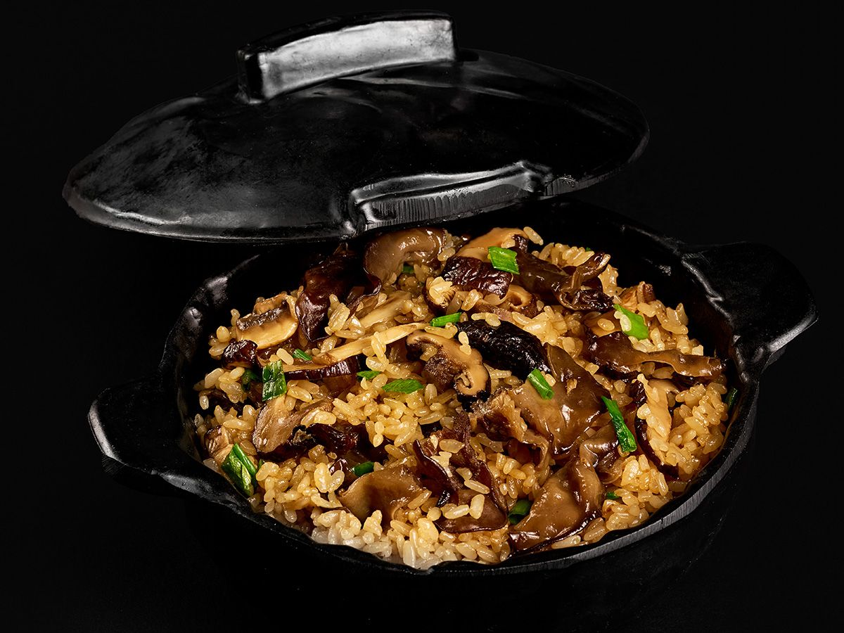 Black Mushroom Hot Pot