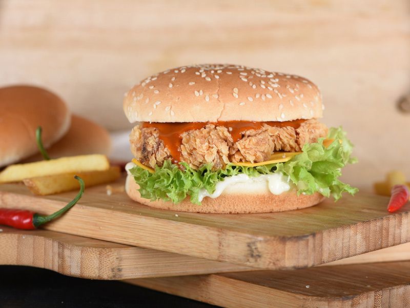 Buddy's Spicy Chicken Burger With Cheese