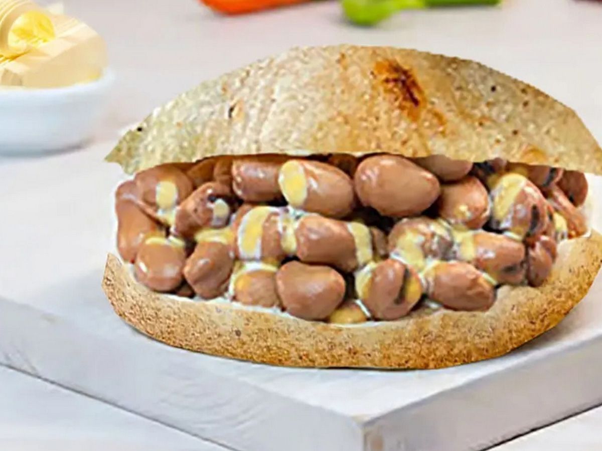 Foul Sandwich With Butter