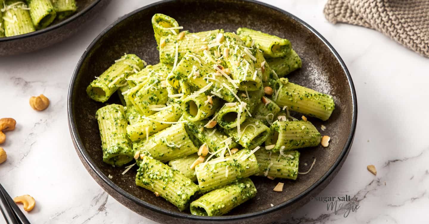 Rigatoni Pesto Sauce