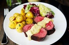 Chateaubraind with bearnire sauce