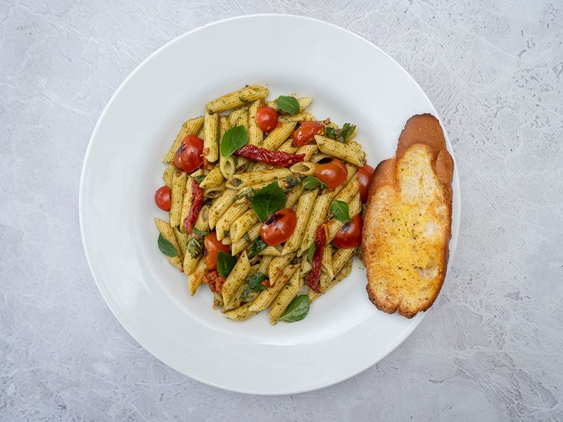 Cherry Tomato And Basil Pasta With Olive Oil