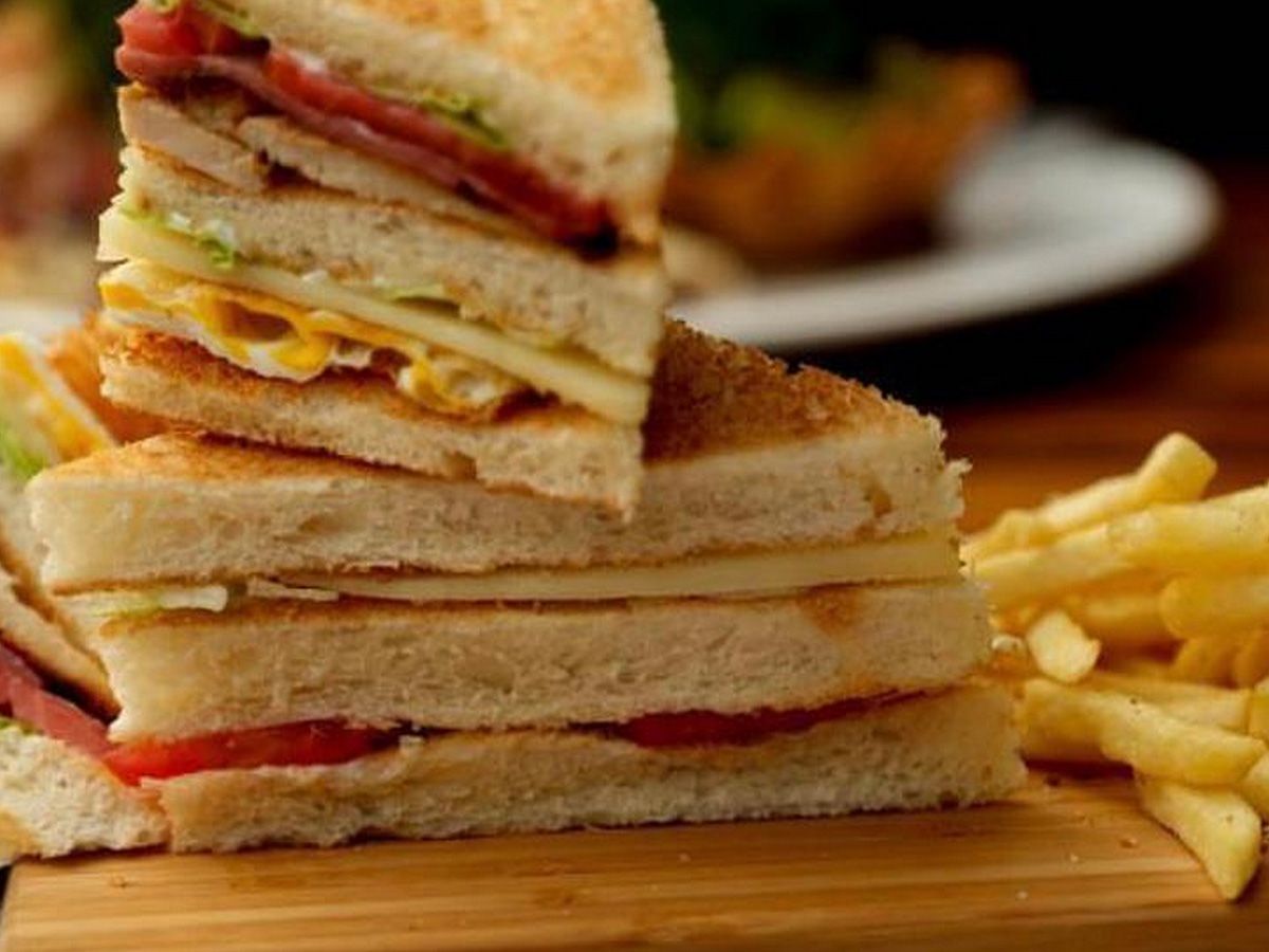 CLASSIC CLUB SANDWICH
